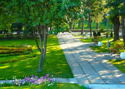 Территория санатория Жемчужина Кавказа в городе Ессентуки - фотография